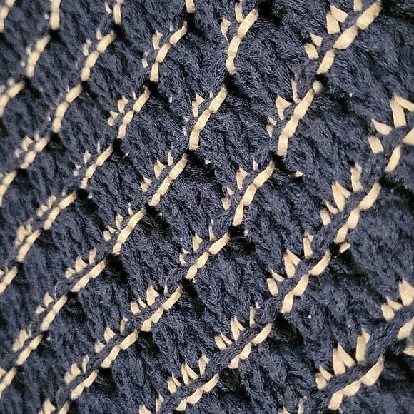 Theory Oversized Boxy Knit Sweater - Picture 5 of 9